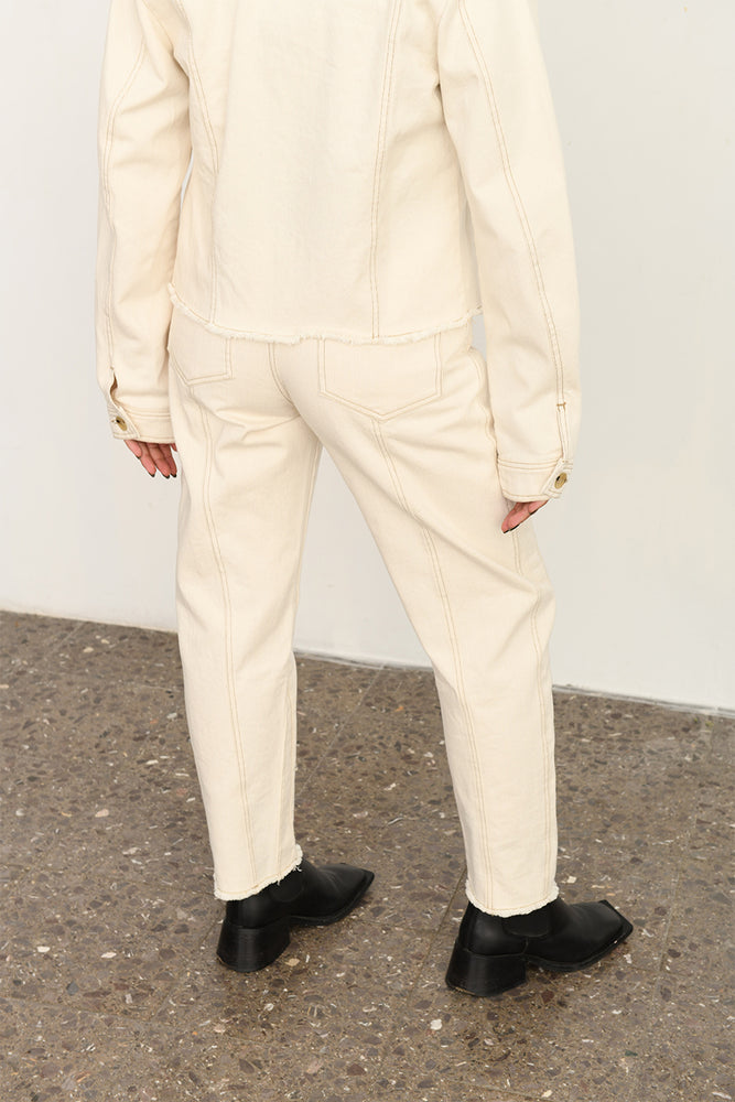 Carrot white pants