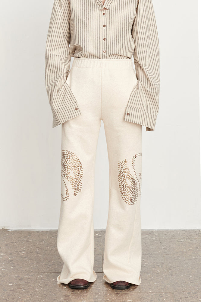 Sweat pants with studs | ecru