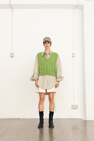 V-neck cropped vest | green