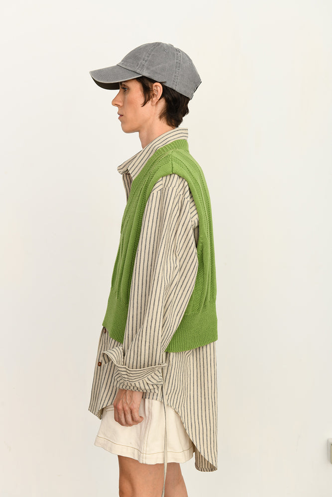 V-neck cropped vest | green